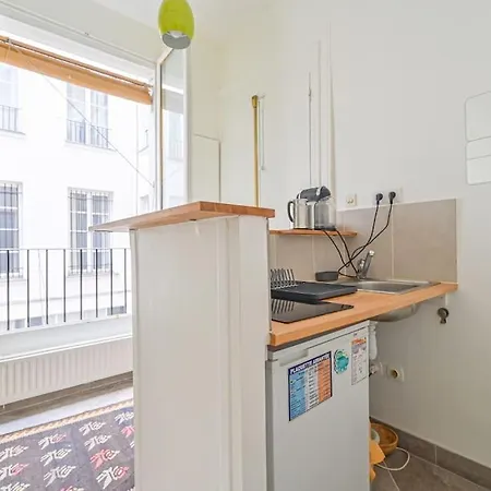 Charming - Saint Apoline * Párizs