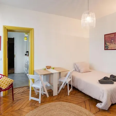 Charming - Saint Apoline *