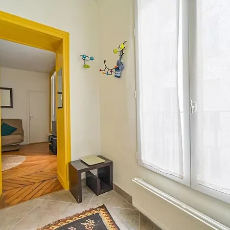Charming - Saint Apoline Apartment Paris